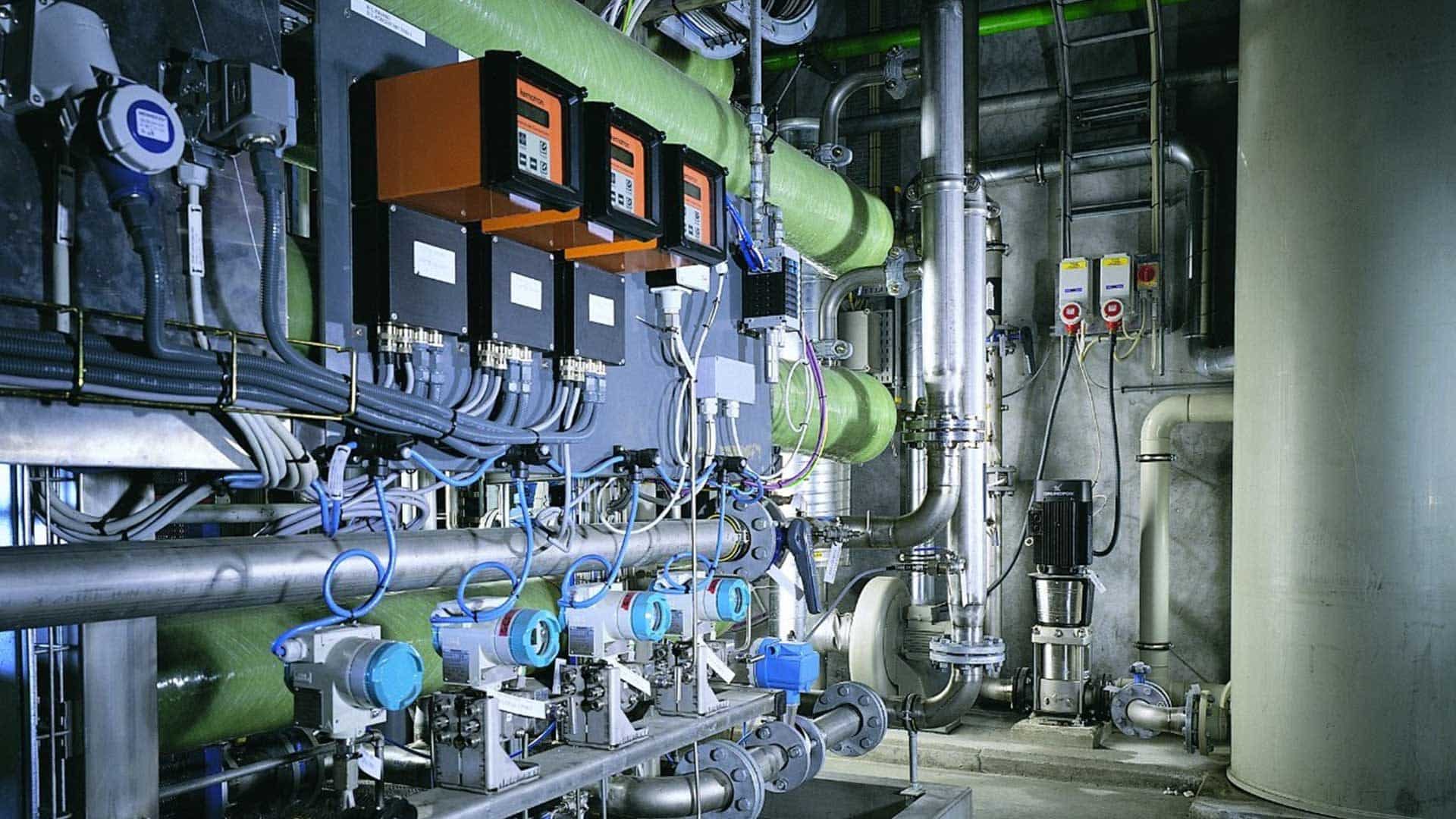 Hire the Best Industrial Electrical Services for Success